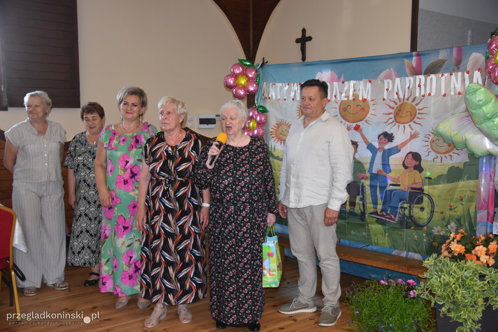 Są dobrymi sąsiadami. Seniorzy i uczestnicy WTZ spotkali się w świetlicy