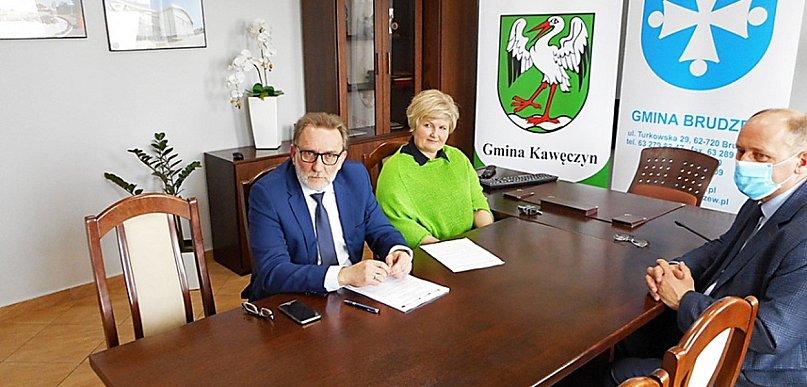 Brudzew i Kawęczyn oraz gmina Turek po zielonej stronie mocy