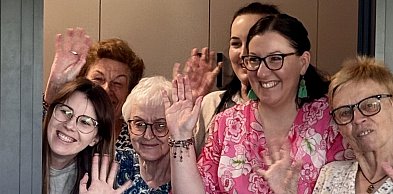 Twórczość bez barier! Niezwykłe spotkanie i wystawa grupy Arte Piątki