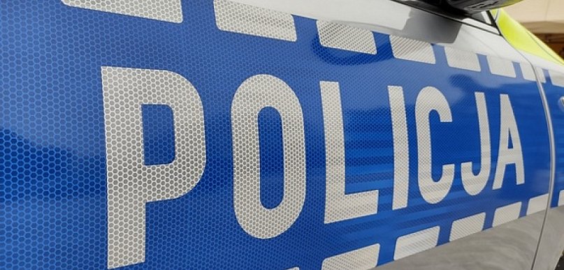 Oddał policjantom woreczek z marihuaną. 37-latek usłyszał zarzut