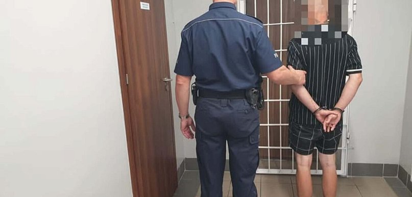 Zatankował paliwo i… zwiał. Miał dożywotni zakaz kierowania